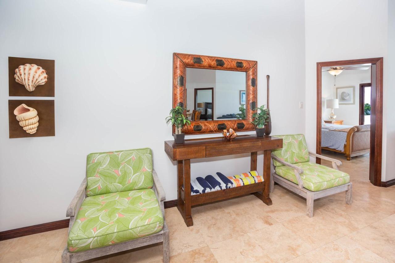 Pristine Bay Villa 1304 With Large Pool - 3 Bedroom Condo French Harbour ภายนอก รูปภาพ