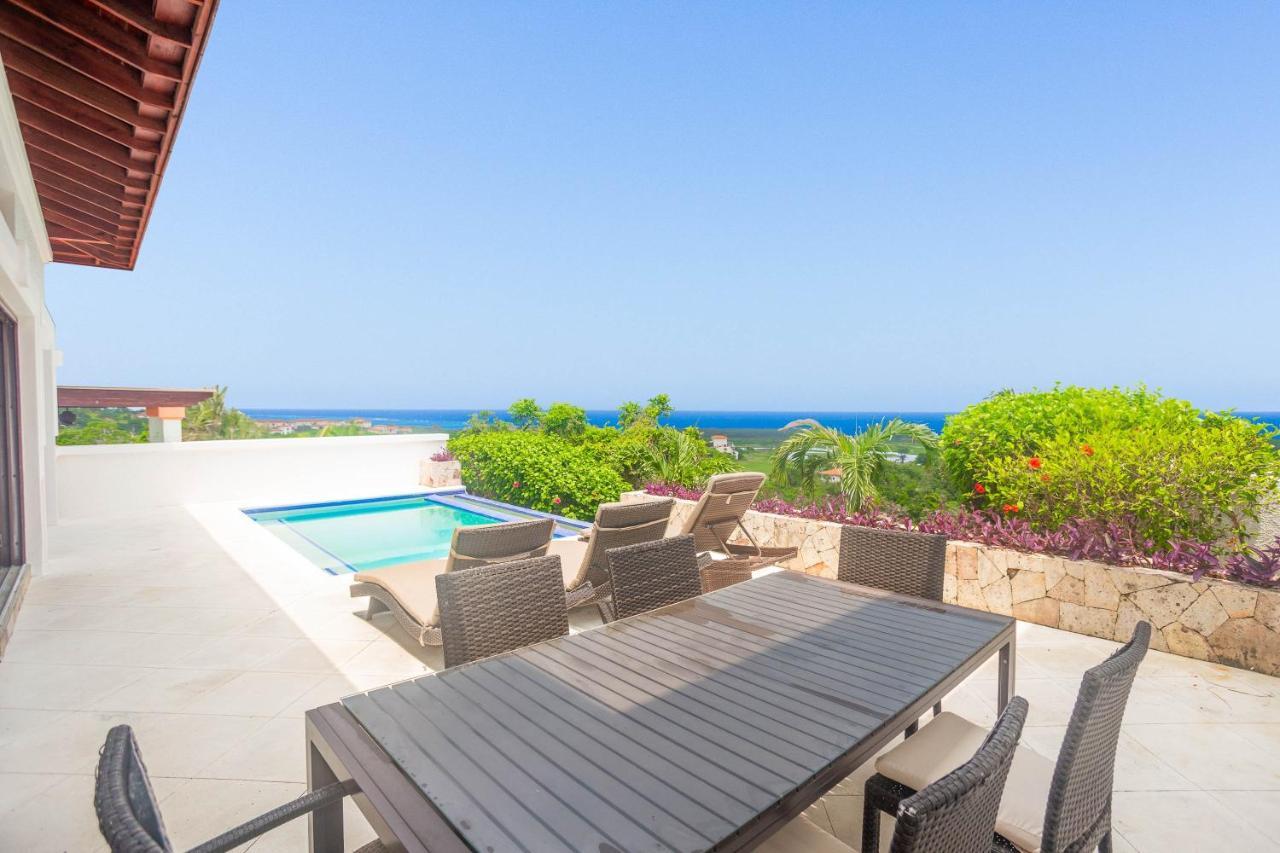 Pristine Bay Villa 1304 With Large Pool - 3 Bedroom Condo French Harbour ภายนอก รูปภาพ